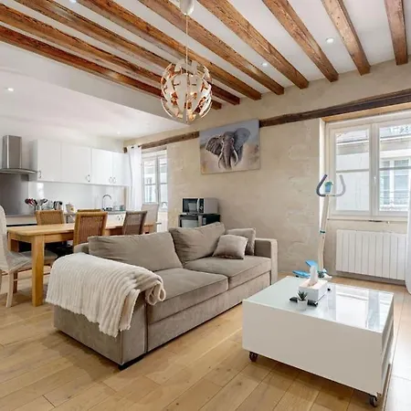 Appartement T3 Au Coeur De *